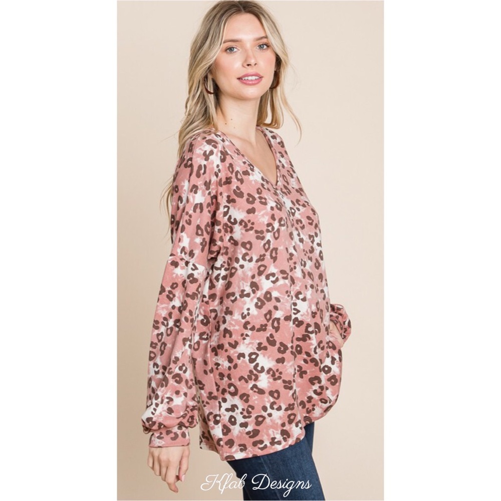 LAST 2! V Neck Puff Sleeve Leopard Top! - Picture 5 of 7